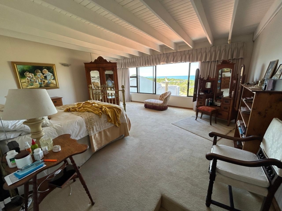 5 Bedroom Property for Sale in Blue Bend Eastern Cape